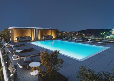 Vue de nuit de la piscine sur le toit - Westbury Montréal