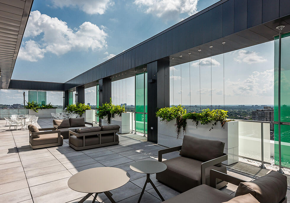 Terrasse sur le toit - Westbury Montréal